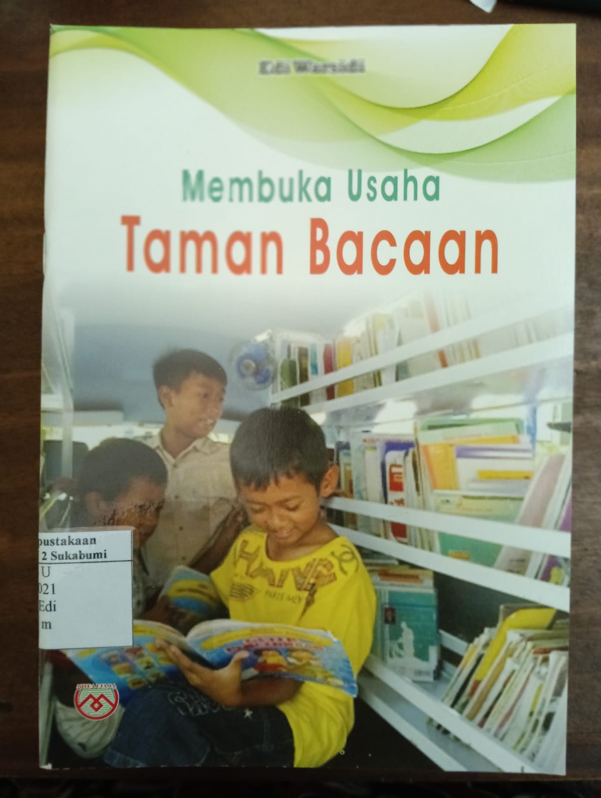 Membuka Usaha Taman Bacaan